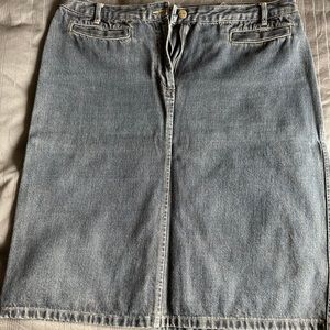 Denim skirt